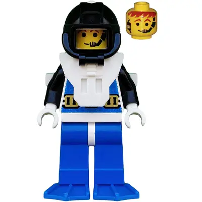  Aquanaut 3 with Blue Flippers