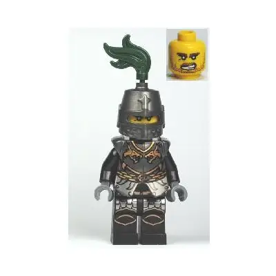  Kingdoms - Dragon Knight Armor with Chain, Helmet Closed, Bared Teeth