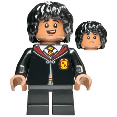  Lee Jordan - Gryffindor Robe Clasped, Black Short Legs