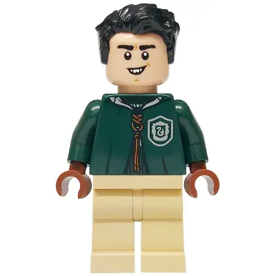  Marcus Flint - Dark Green Slytherin Quidditch Uniform with Hood, Tan Legs