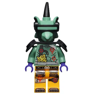  Hausner - Shoulder Armor with Scabbard