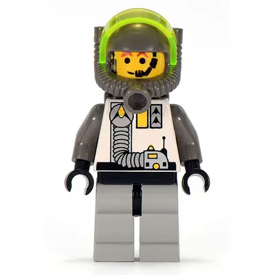  Exploriens - Helmet with Breathing Apparatus and Hose Torso