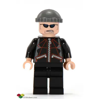  Jewel Thief 2, Black Jacket Torso, Black Legs