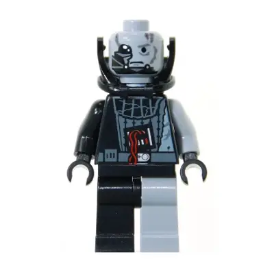  Darth Vader (Battle Damaged)