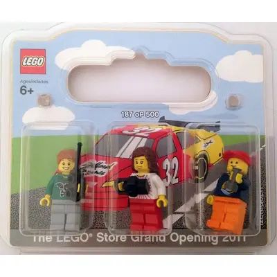 Castleton Square  Exclusive Minifigure pack